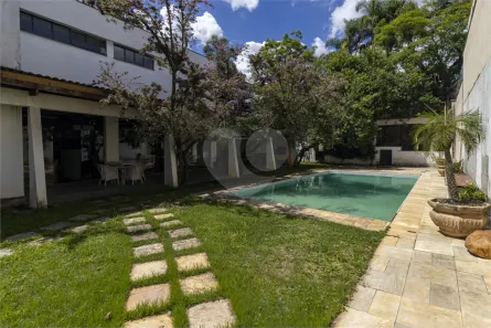 Sobrado com 4 Quartos à venda, 750m² no Vila Morumbi, São Paulo