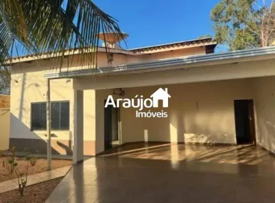 Casa com 3 Quartos à venda, 151m² no Plano Diretor Sul, Palmas