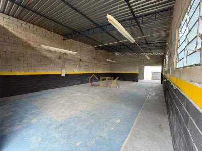 Galpão/Depósito/Armazém para alugar, 229m² no Residencial Estoril, Taubaté