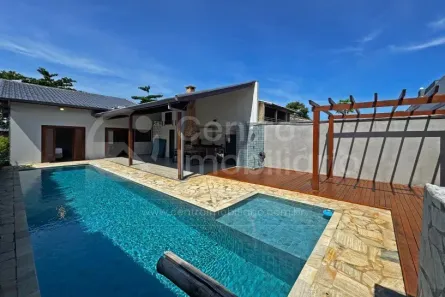 Casa com 3 Quartos à venda, 155m² no Cidade Nova Peruíbe, Peruíbe