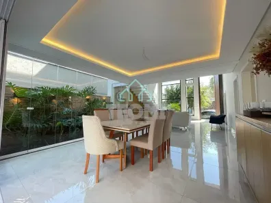 Sobrado com 3 Quartos à venda, 257m² no Centro, Tremembé