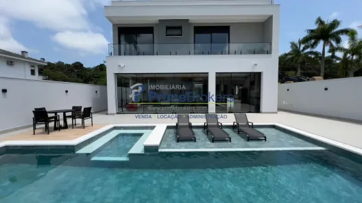 Sobrado com 4 Quartos à venda, 450m² no Jardim Acapulco, Guarujá