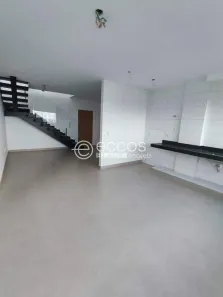 Cobertura com 3 Quartos à venda, 132m² no Tubalina, Uberlândia