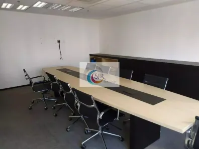 Sala Comercial para alugar, 162m² no Itaim Bibi, São Paulo