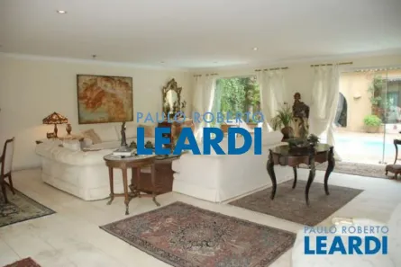 Casa com 3 Quartos à venda, 580m² no Jardim Guedala, São Paulo