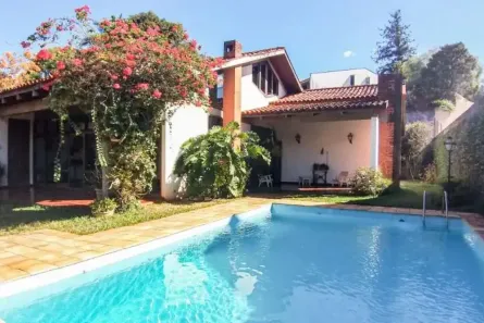 Casa com 3 Quartos para alugar, 314m² no Kennedy, Londrina