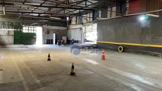 Galpão/Depósito/Armazém à venda, 850m² no Vila Califórnia, São Paulo