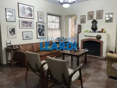 Casa com 3 Quartos à venda, 300m² no Pacaembu, São Paulo