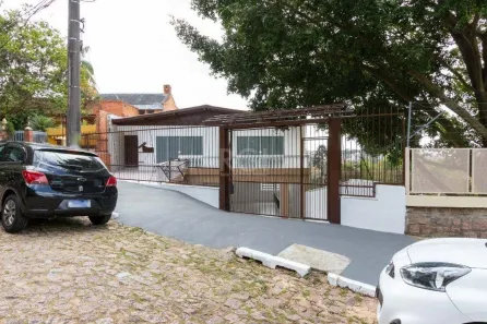 Casa com 5 Quartos à venda, 455m² no Teresópolis, Porto Alegre