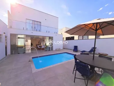 Sobrado com 4 Quartos à venda, 243m² no Parque Ipiranga, Resende