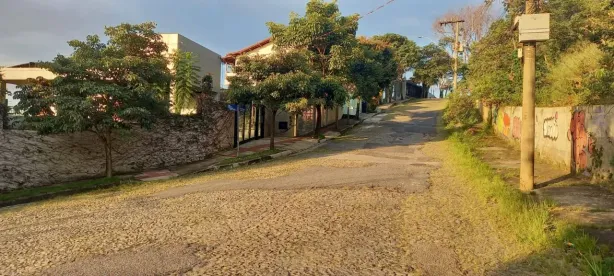 Lote/Terreno à venda, 392m² no Comiteco, Belo Horizonte