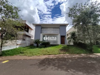 Casa de Condomínio com 4 Quartos à venda, 300m² no Nova Uberlândia, Uberlândia