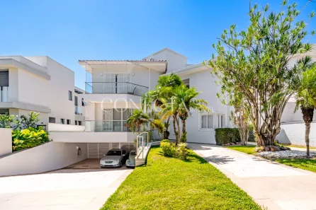 Casa com 5 Quartos para alugar, 550m² no Alphaville Residencial Zero, Barueri