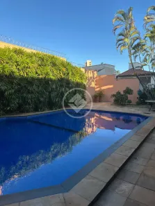 Sobrado com 4 Quartos à venda, 673m² no Tabajaras, Uberlândia