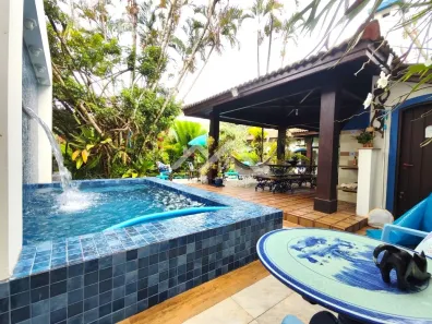 Casa com 6 Quartos à venda, 300m² no Centro, Peruíbe