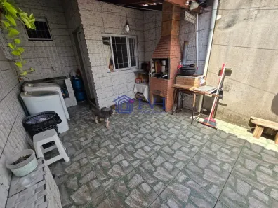Casa com 2 Quartos à venda, 107m² no Jardim dos Comerciários (Venda Nova), Belo Horizonte