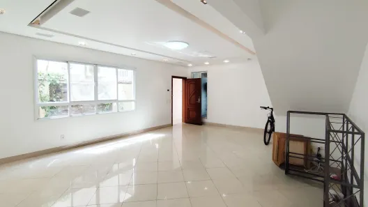 Casa com 3 Quartos à venda, 165m² no Embaré, Santos