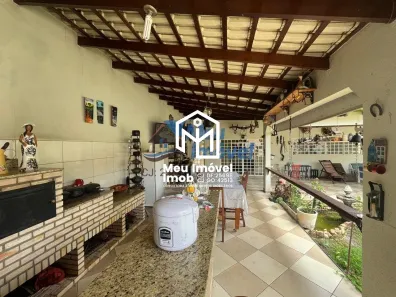 Casa com 4 Quartos à venda, 380m² no Taguatinga Sul, Brasília