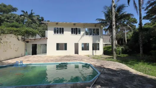 Casa com 3 Quartos à venda, 166m² no Ponta de Baixo, São José