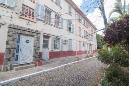 Apartamento com 2 Quartos para alugar, 58m² no Passo da Areia, Porto Alegre