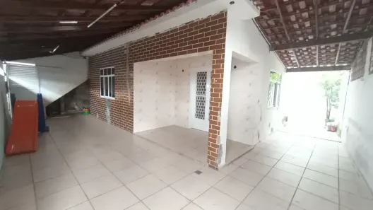 Casa com 2 Quartos à venda, 172m² no Trindade, São Gonçalo