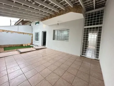 Casa com 5 Quartos para alugar, 195m² no Colina Werner Plaas, Americana