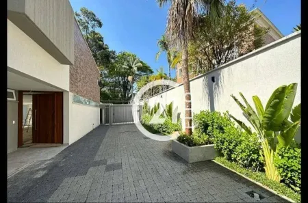 Casa de Condomínio com 3 Quartos à venda, 472m² no Jardim dos Estados, São Paulo