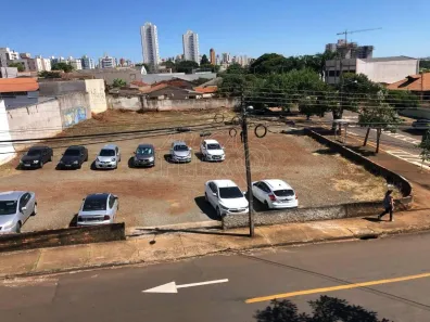 Lote/Terreno à venda, 1620m² no Vila Siam, Londrina