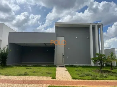 Casa de Condomínio com 3 Quartos para alugar, 240m² no Jardim Sul, Uberlândia