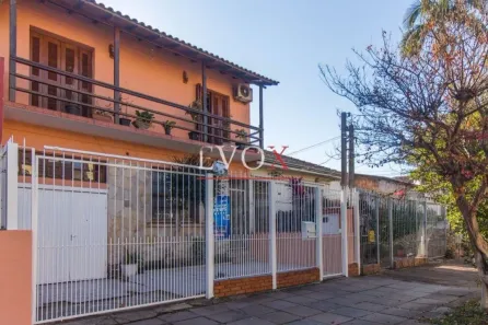 Casa com 3 Quartos à venda, 360m² no São Geraldo, Porto Alegre