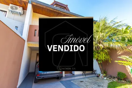 Sobrado com 3 Quartos à venda, 135m² no Uberaba, Curitiba