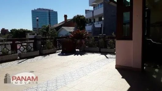 Casa com 5 Quartos à venda, 297m² no Chácara das Pedras, Porto Alegre