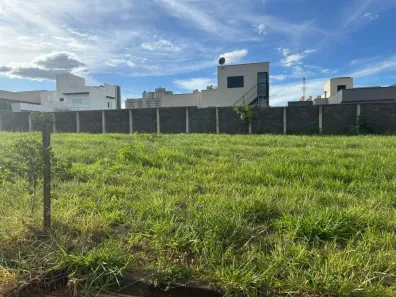 Lote/Terreno à venda, 280m² no Laranjeiras, Uberlândia