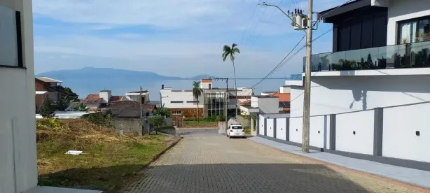 Lote/Terreno à venda, 360m² no Ponta de Baixo, São José