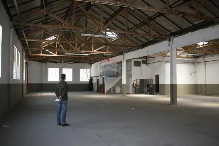 Galpão/Depósito/Armazém para alugar, 1229m² no Água Branca, São Paulo