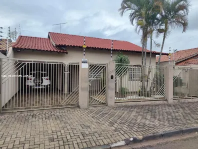 Casa com 3 Quartos à venda, 180m² no Jardim Esperança, Cambé