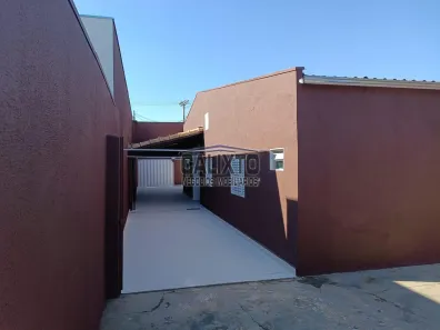 Casa com 3 Quartos à venda, 180m² no Brasil, Uberlândia