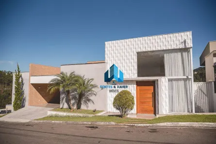 Casa de Condomínio com 3 Quartos à venda, 330m² no Parque Guadalajara, Juiz de Fora