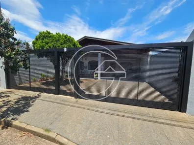 Casa com 3 Quartos à venda, 150m² no Centro, Marília