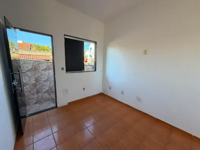 Casa com 1 Quarto para alugar, 40m² no Novo Progresso, Contagem