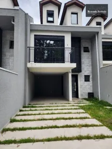 Sobrado com 3 Quartos à venda, 178m² no Campo Comprido, Curitiba