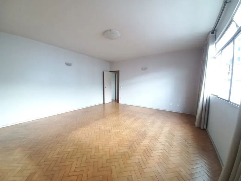 Apartamento com 4 quartos — Barroca, Belo Horizonte