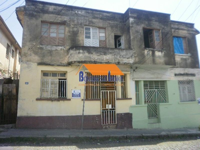 Casa com 14 quartos — Bonfim, Belo Horizonte