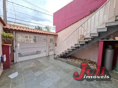 Sobrado com 3 Quartos para alugar, 245m² no Vila Scarpelli, Santo André