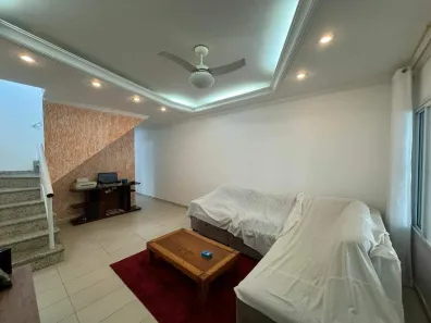 Sobrado com 3 Quartos à venda, 117m² no Guilhermina, Praia Grande