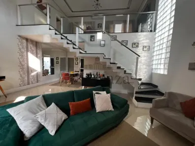 Sobrado com 3 Quartos à venda, 258m² no Parque Califórnia, Jacareí