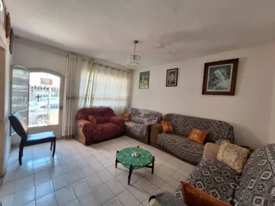 Casa com 3 Quartos à venda, 250m² no Vila Santa Maria, São Paulo