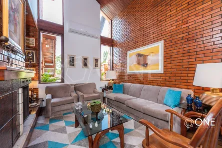 Casa com 4 Quartos à venda, 265m² no Boa Vista, Porto Alegre