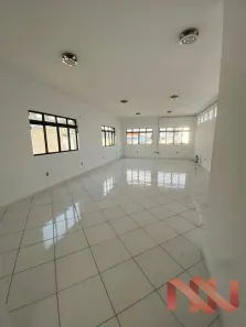 Prédio Comercial com 3 Quartos à venda, 330m² no Vila Guilherme, São Paulo