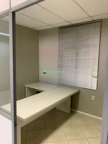 Sala Comercial com 1 Quarto para alugar, 39m² no Niterói, Canoas